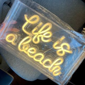 NWT - Neon Light Life is a beach 🏝️ Sign